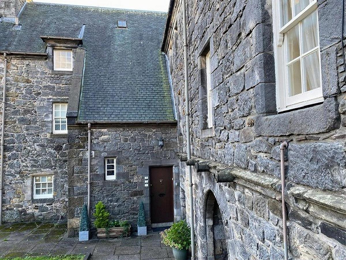 Menstrie Castle Stay Stirling Exterior photo
